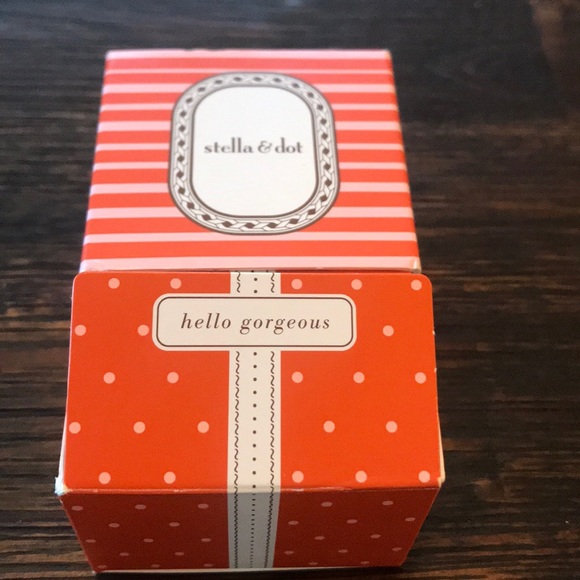 4 Stackable, multi-tone rings by Stella & Dot - Picture 4 of 6